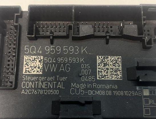 SKODA Karoq 1 generation (2017-2024) Predná pravá dverová ovládacia jednotka 5Q4959593K,A2C7678120500 32979272