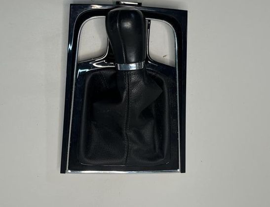 SKODA Karoq 1 generation (2017-2024) Gear Shifting Knob 567863212A 33000062