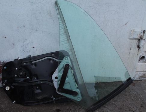 VOLVO C70 2 generation (2005-2013) Стекло задней праой двери 31253534 33009367