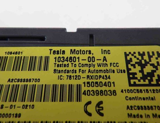 TESLA Model S 1 generation (2012-2024) Kontrolná jednotka 1034601-00-A 21348016