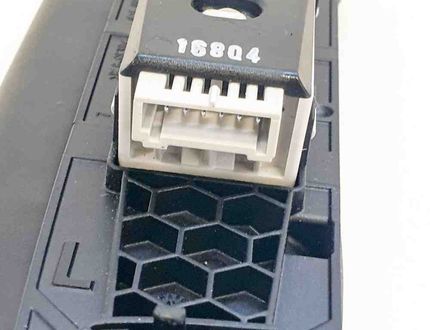 MERCEDES-BENZ GLC Coupe C253 (2016-2019) Ľavá zadná strešná rukoväť A0009068905,A0998150000 10814563