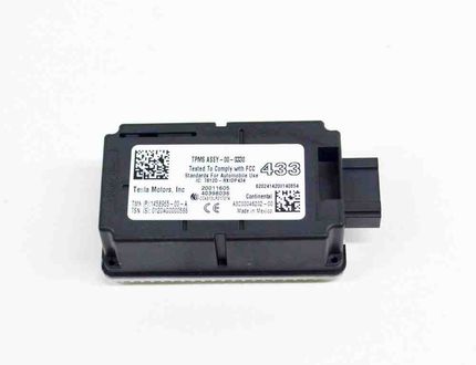TESLA Model 3 1 generation (2017-2024) Tyre Pressure Control Module A3C00046202,1458965-00-A,7812D-RXIDP434 13776540