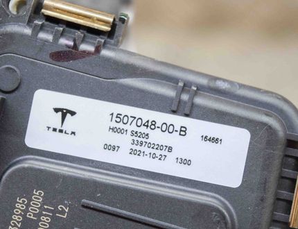 TESLA Model Y 1 generation (2020-2024) Трапеции стеклоочистителей 1507048-00-B,339702207B,1397225054,1137328985 15135832