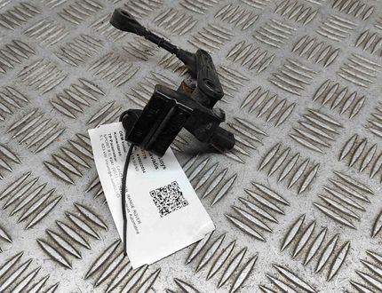 LAND ROVER Range Rover Sport 2 generation (2013-2022) Pravý predný snímač hladiny JPLA-3D026-AA 25769776