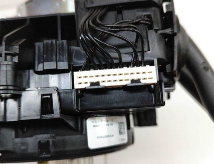 VOLKSWAGEN Touareg 2 generation (2010-2018) Stieračový prepínač 4H0953568M,7P6953502,7P6953507AC 27586350