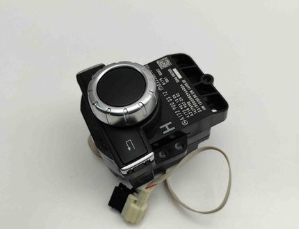 MERCEDES-BENZ SLC-Class R172 (2016-2020) Ovládací gombík navigácie A1729000312,A1729011305,A2189022502 30718700