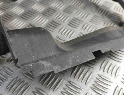 AUDI Q7 4L (2005-2015) Отвод воздуха радиатора 4L0117335F 30971559