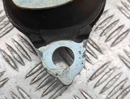 FIAT 500 Left Side Engine Mount 51739521 32052116