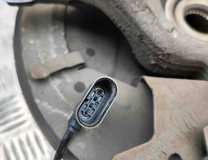 MERCEDES-BENZ GLC X253 (2015-2024) Rear Right Wheel Hub A2133503205 32407208