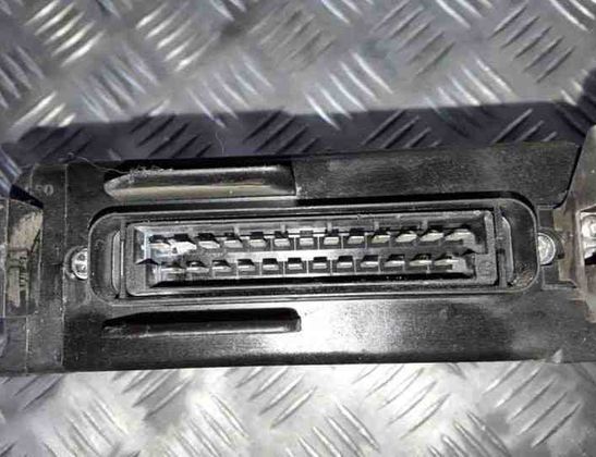 VOLKSWAGEN Golf 2 generation (1983-1992) Engine Control Unit ECU 0280800104105,811906264 25452956