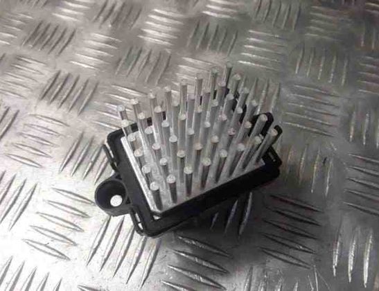 OPEL Insignia A (2008-2016) Relé ventilátora GM13503201,13503201,F011500056 25461749