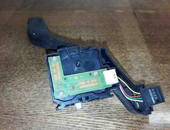 VOLKSWAGEN Golf 5 generation (2003-2009) Otočte ovládací gombík 1K0953513,01103500 25465454