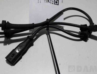 RENAULT Clio 3 generation (2005-2012) Front Right ABS Sensor 0265007742 30128171