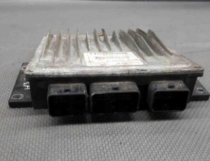 RENAULT Clio 3 generation (2005-2012) Блок управления двигателем 8200399038 30170642