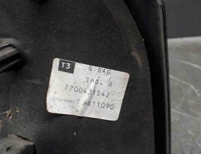 RENAULT Megane 1 generation (1995-2003) Pravé krídlo zrkadlo 7700431542 30173236