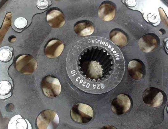 RENAULT Megane 2 generation (2002-2012) Spojková doska 324036310,LUK 27039502