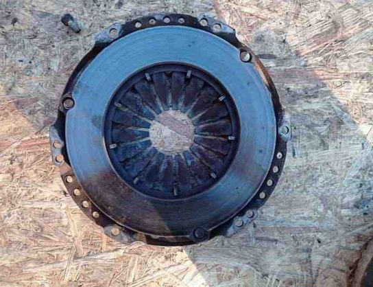 TOYOTA Avensis Verso 1 generation (2001-2003) Spojkový set LUK,323063410 27065667