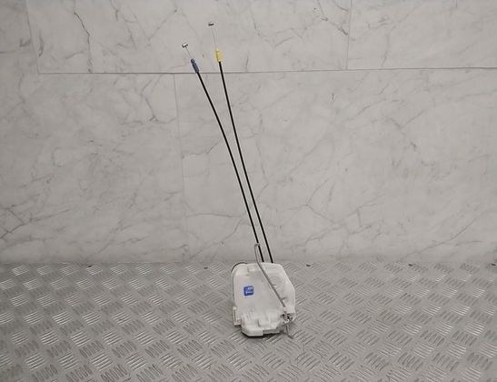 MITSUBISHI Eclipse Cross 1 generation (2017-2024) Pravý posuvný zámok dverí A047218 33035769