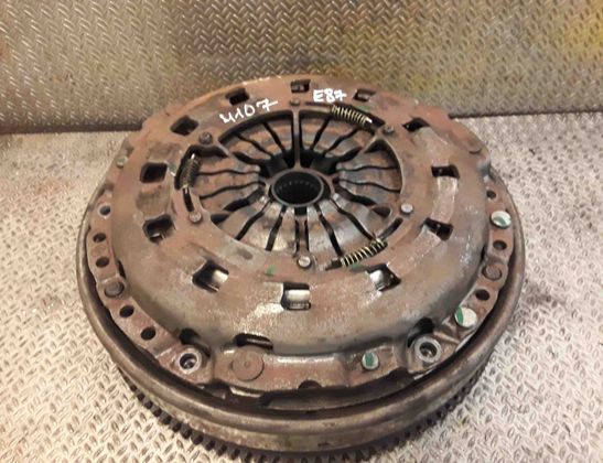 BMW 1 Series E81/E82/E87/E88 (2004-2013) Clutch Kit 7567842,7560876 11720387