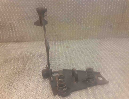 MERCEDES-BENZ M-Class W163 (1997-2005) Rukoväť na uvoľnenie kapoty 1638800660,a1638800660 13640637