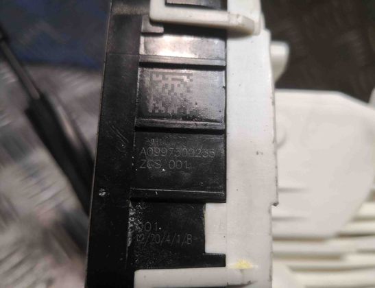 MERCEDES-BENZ E-Class W212/S212/C207/A207 (2009-2016) Zámok pravých zadných dverí 0997300235,A0997300235 29759312