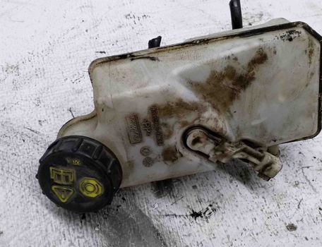 FORD Kuga 1 generation (2008-2013) Brzdový valec 03350891031 27599639