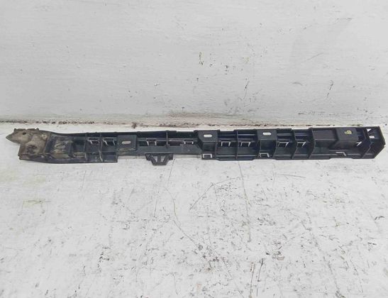 BMW 5 Series F10/F11 (2009-2017) Držiak bočného spojlera 7204021 27646013