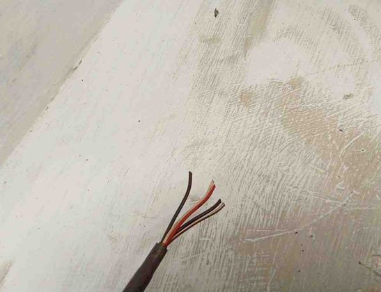 AUDI A6 C5/4B (1997-2004) Ľavé krídlové zrkadlo E1010681 31044430