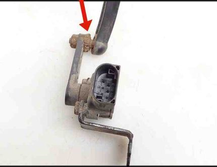 MINI Cooper F56 (2013-2020) Pravý predný snímač hladiny 6870200 32548847