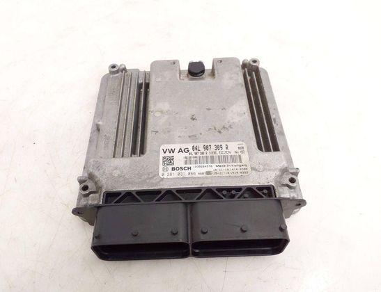 VOLKSWAGEN Passat B7 (2010-2015) Riadiaca jednotka motora 0281031006 33021423