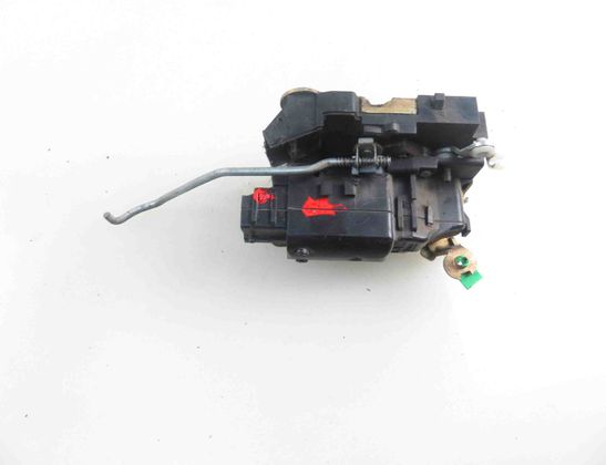 RENAULT Master 2 generation (1997-2010) Front Right Door Lock 29567906