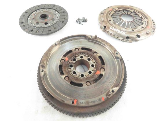 TOYOTA Corolla E120 (2000-2008) Setrvačník 323063410,34500G010,123037110 30436800