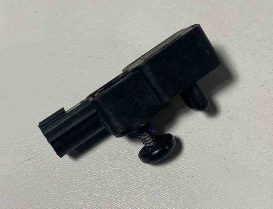 OPEL Insignia A (2008-2016) Ľavý zadný senzor nárazu 13502341 30673168