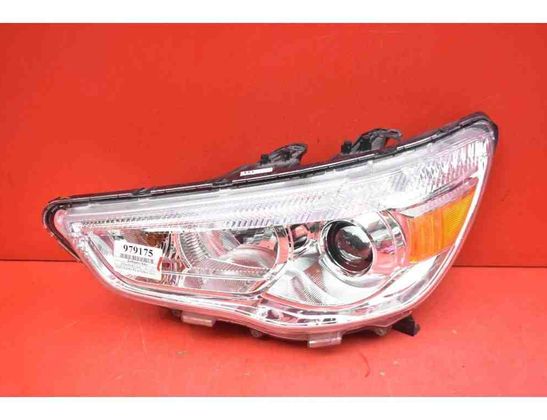 MITSUBISHI ASX 1 generation (2010-2020) Ľavé predné svetlomety P9135L 30638344