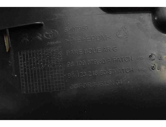 TOYOTA ProAce 2 generation (2016-2023) Zadný ľavý vnútorný blatník 9833810880 31391614