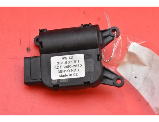 SKODA Superb 2 generation (2008-2015) Клапаны управления внутренним подогревом 3C0907511 32965368