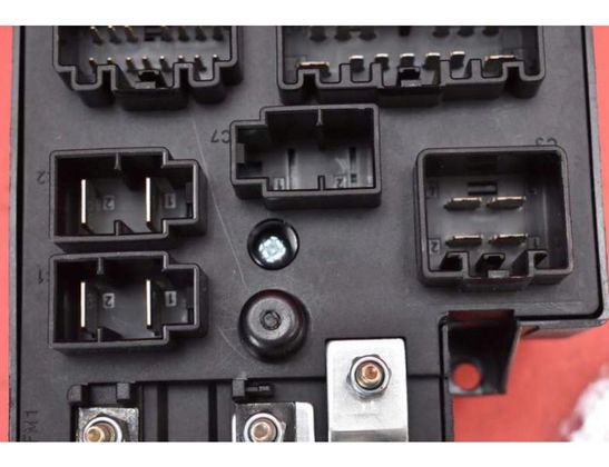 VOLVO XC90 1 generation (2002-2014) Блок предохранителей 30728008 32974029