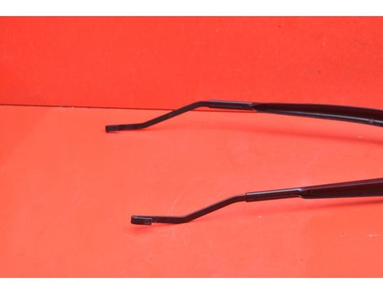 TOYOTA Eclipse Cross 1 generation (2017-2024) Front Wiper Arms 32991878