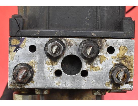 MERCEDES-BENZ Sprinter 1 generation (903) (1995-2006) ABS čerpadlo A0004469289 33011005