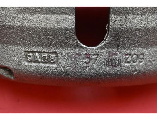 AUDI A4 B6/8E (2000-2005) Front Right Brake Caliper 33020690