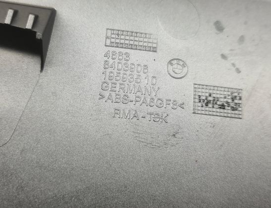 BMW F Pravý bočný kryt panelu krytu RH 8403906,46638403905 33066333