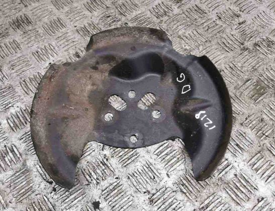 PEUGEOT 2008 2 generation (2019-2023) Rear brake disc plate 9825073280 31022873