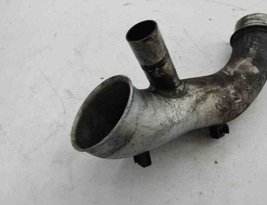 BMW 5 Series E60/E61 (2003-2010) Intercooler hadica 31183876
