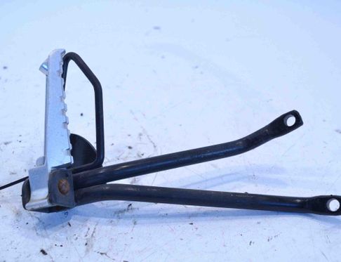 YAMAHA TZR 2 generation (2004-2011) Rear right side footrest peg hanger Unavailable 26336828