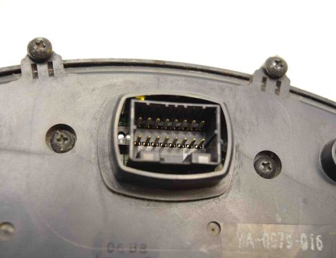 YAMAHA YZF-R L538 (1 gen) (2011-2020) Rýchlosť hodiny prístrojová doska YA-0979-016 29302189