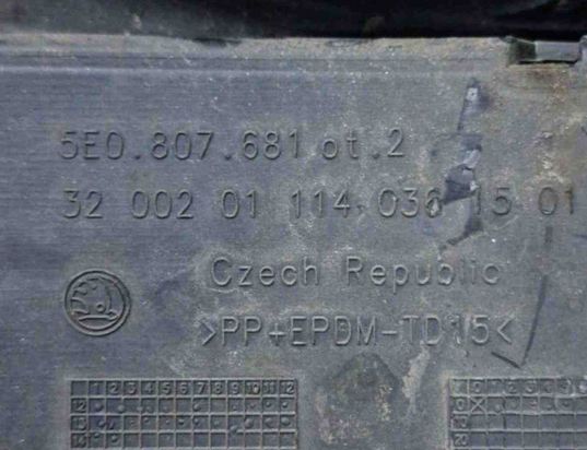 SKODA Octavia 3 generation (2013-2020) Fog lamp trim 5E0807681 30155673
