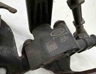 LAND ROVER Discovery 2 generation (1998-2004) Výškový senzor páka JPLA3D026BA 22205834