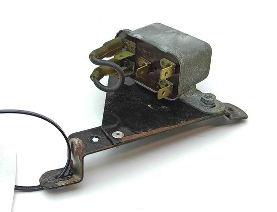 JAGUAR XJS W204/S204/C204 (2004-2015) Relé 1576,22RA 30247014