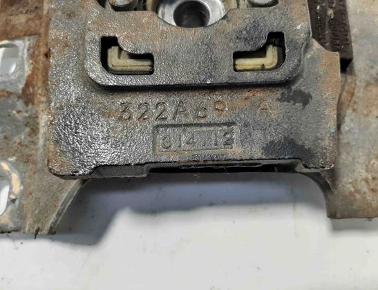 VOLVO V40 2 generation (2012-2020) Left Side Engine Mount 322A69A 25332280