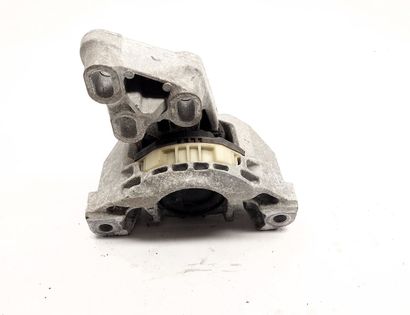 MERCEDES-BENZ A-Class W176 (2012-2018) Right Side Engine Mount 32802459